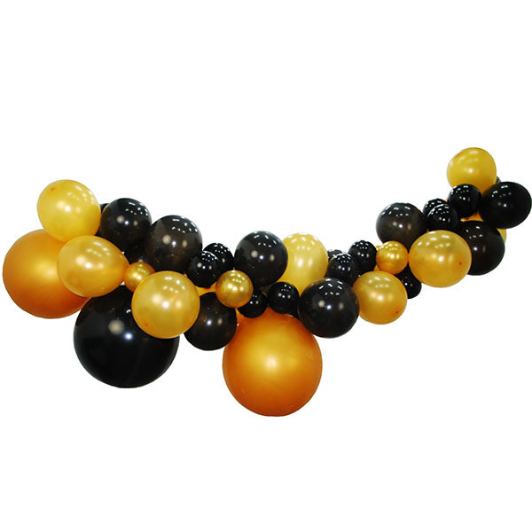 Black & Gold NYE Balloon Garland