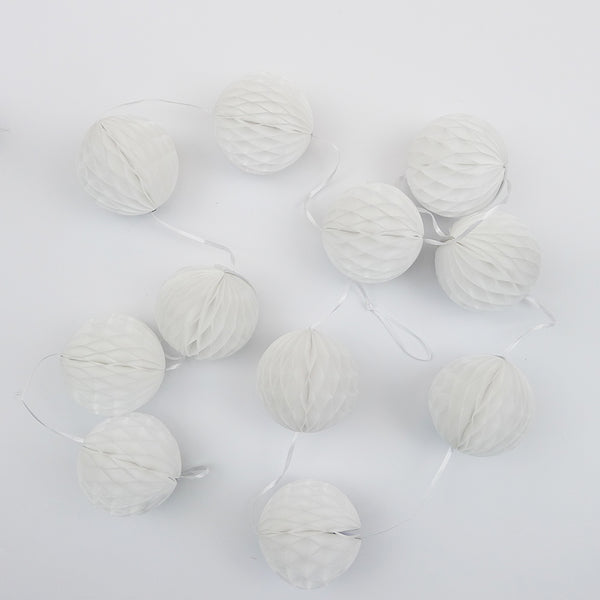 7cm White Honeycomb Garland